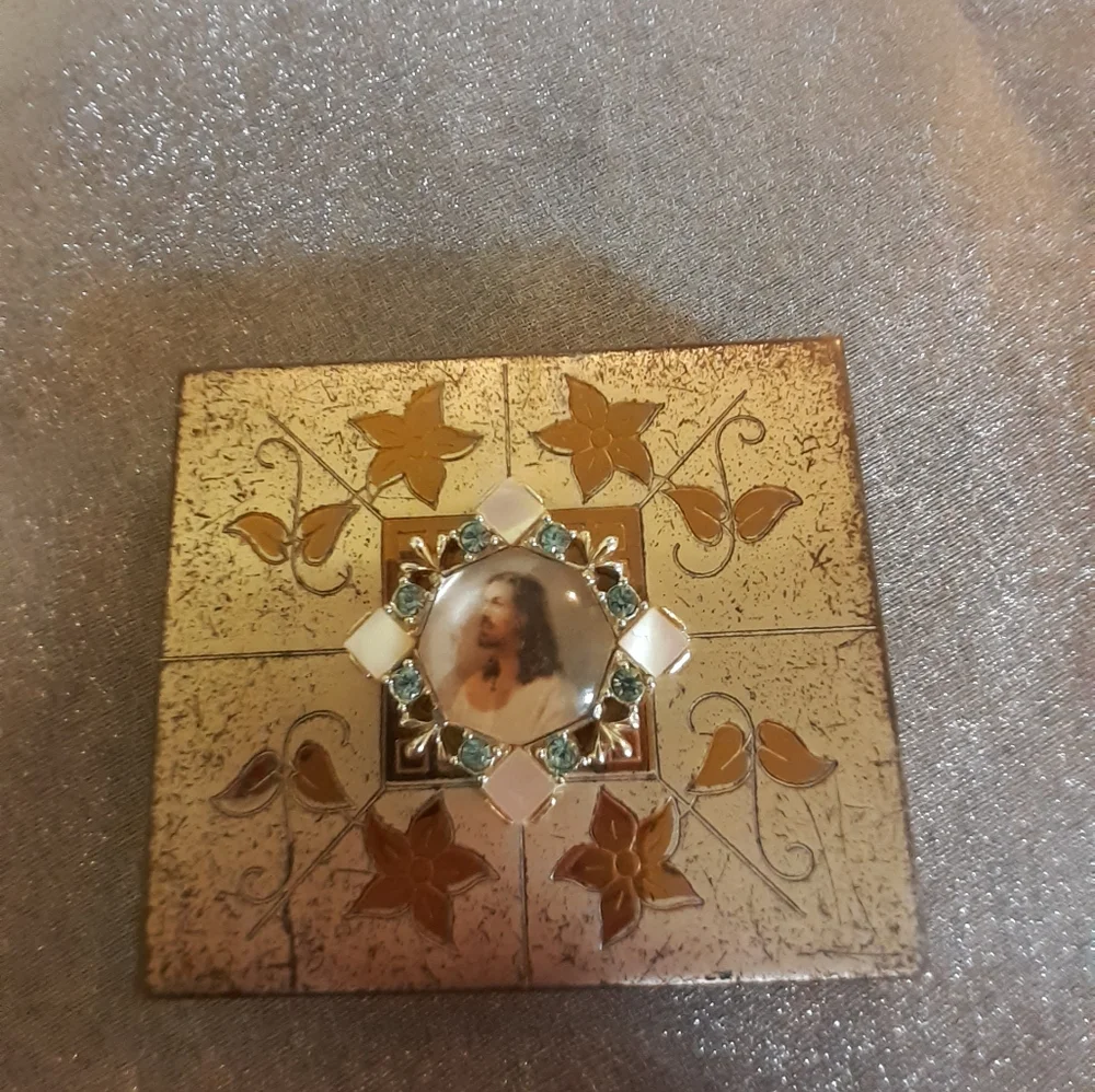 Vintage Compact Pic of Jesus Faux Pearl and Blue Crystal  194…